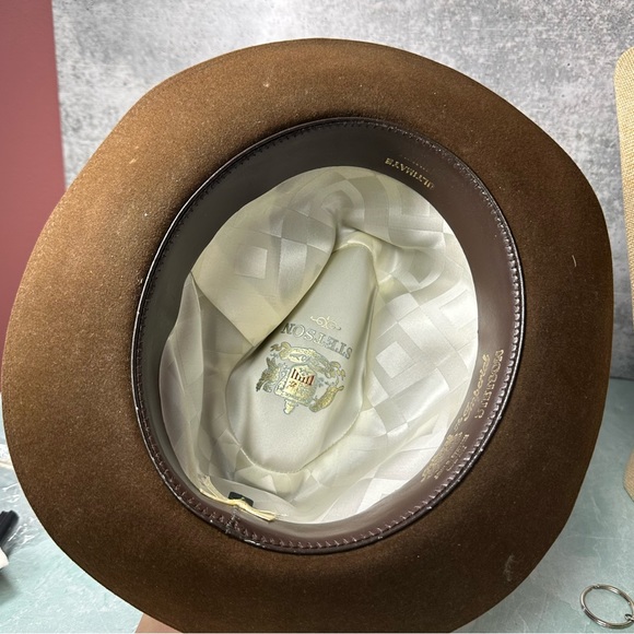 The Imperial Stetson fedora hat in brown with feather in band size 7 or medium - Picture 4 of 9